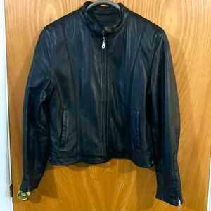 Women’s black leather jacket. Size L. Wilson’s Leather.